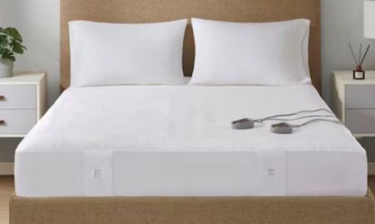BeautyCrest Cool Touch White Queen Heated Mattress Pad