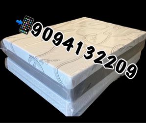 Queen Organic Cooling Gel Hybrid Memory Foam Mattress!