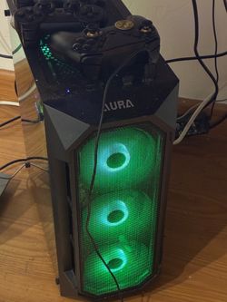 gaming pc   & Plus 2 monitors