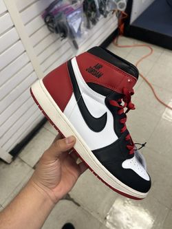 JORDAN 1 - SZ 11.5  