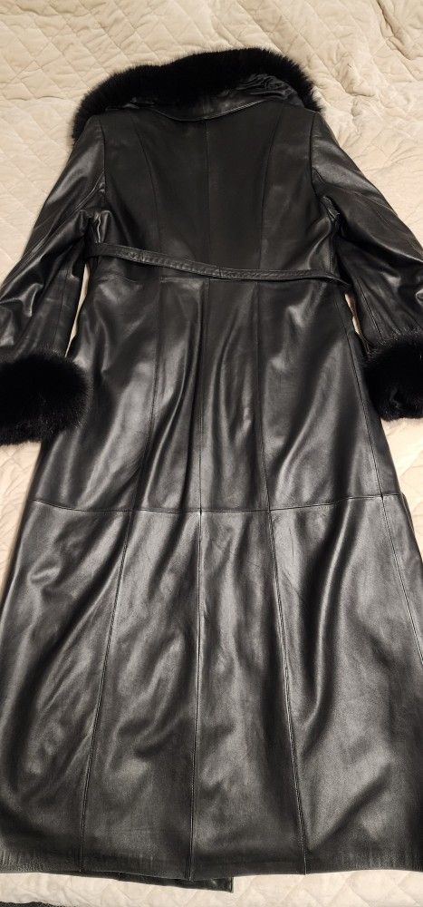 Women's Long Leather Coat Black Size XXL Used