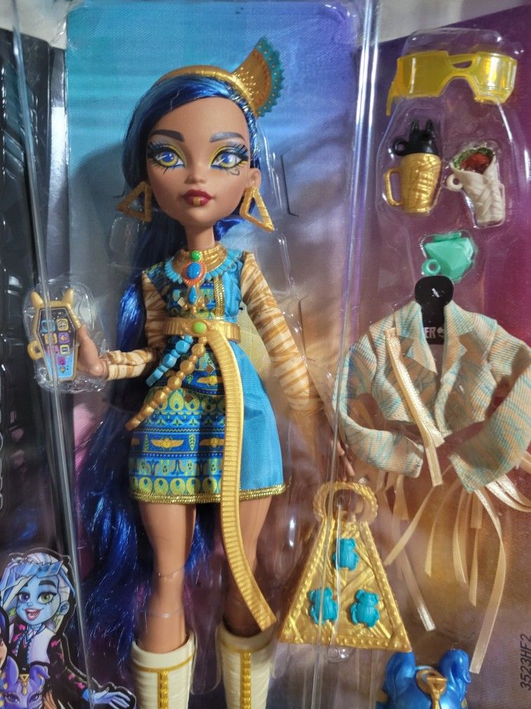 Bratz Doll CLEO