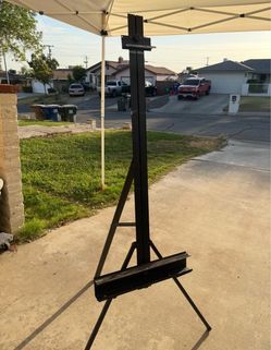 Large metal Free Standing Adjustable Easel
