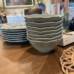 Complete Dish Set Of 7 Settings 
