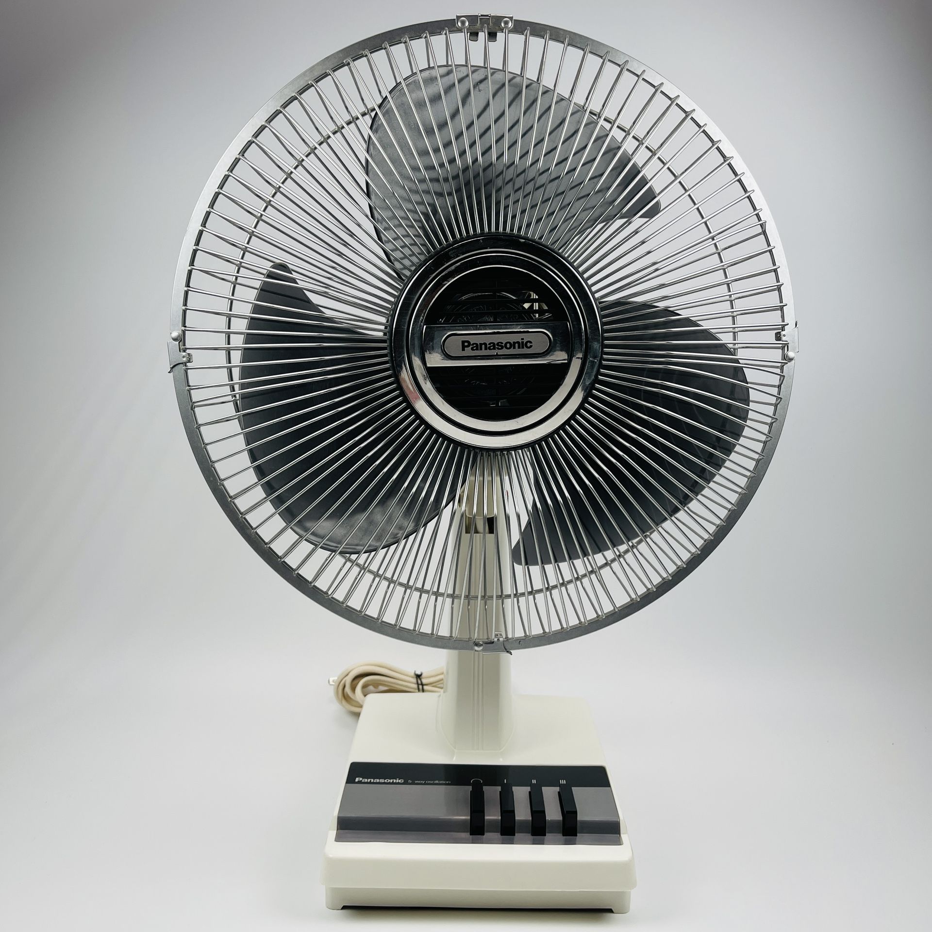 Vintage 1970’s Panasonic 5-Way Oscillating Gray Blade Desk Fan 16” Model F-1606H
