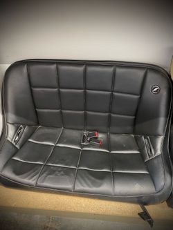 Bench seat