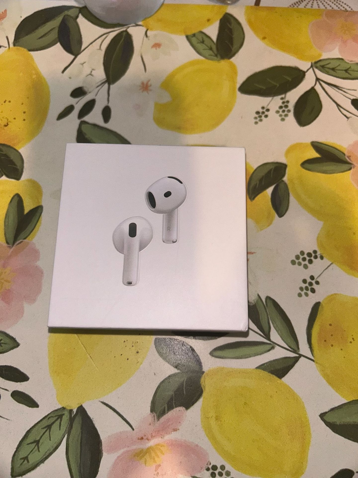 AirPods Gen 4