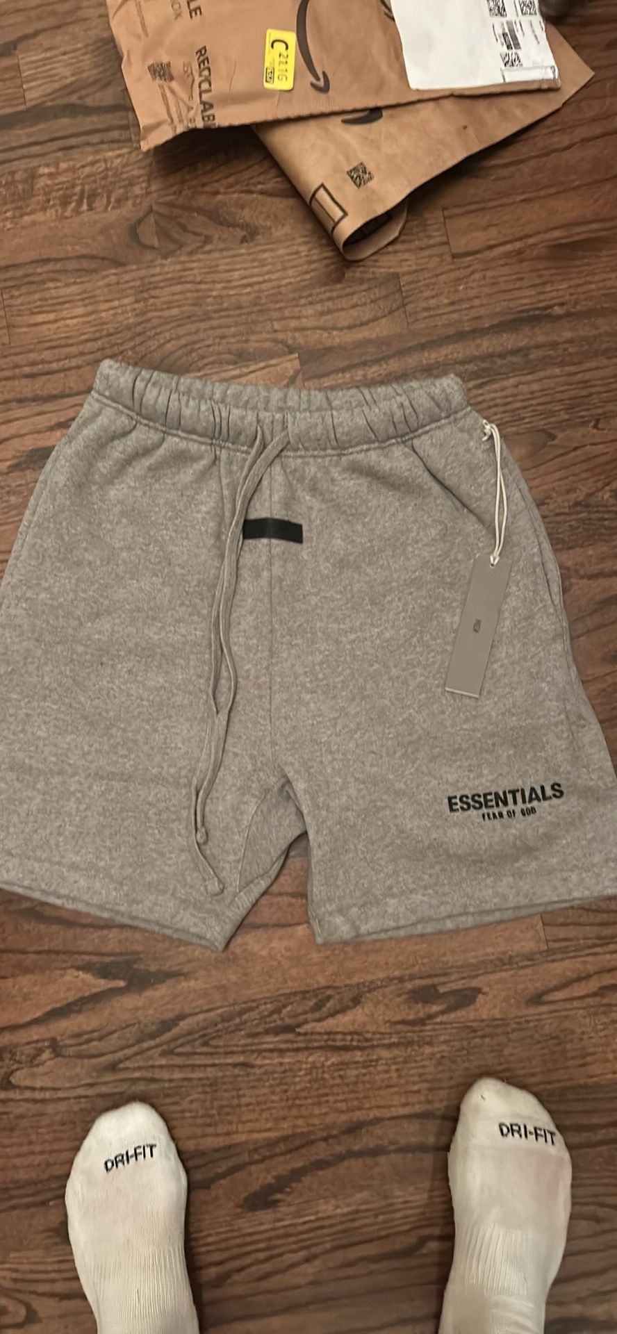 essential fear of god shorts 