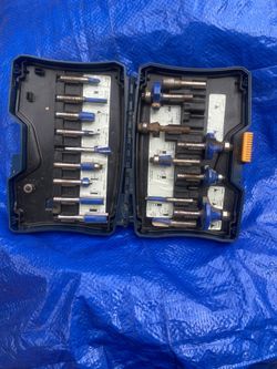 Ryobi 18pc 1/4 in Shank carbide Router bit set