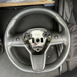 Tesla 3/Y Steering Wheel 