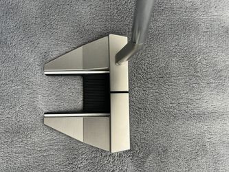 BRAND NEW/MINT - Scotty Cameron 2023 Phantom X 7.5 34" Putter with Head Cover
