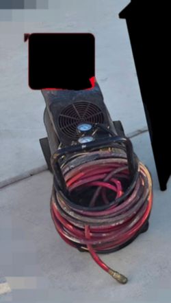 Air compressor