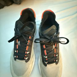 Running Shoes Adidas 