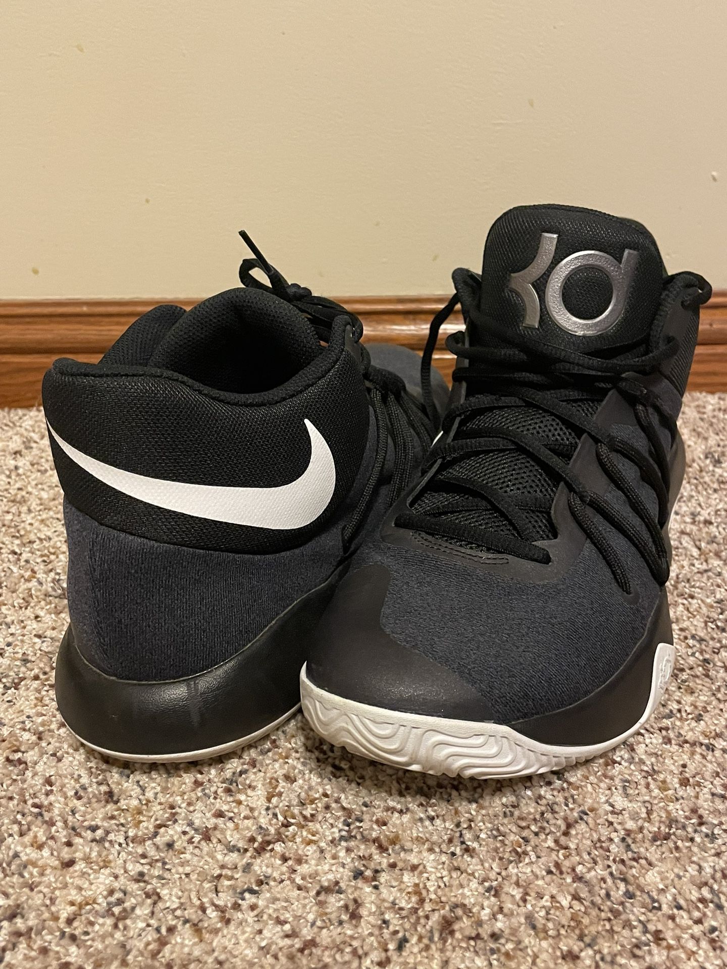 Kevin Durant Trey 5 Nike Zooms