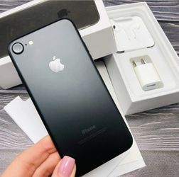 iPhone 7 32gb 🍏🍏🔥🔥🔥PRICE DROPPED 🔥🔥🔥🔥unlocked excellent condition! $159🍏🍏🔥🔥