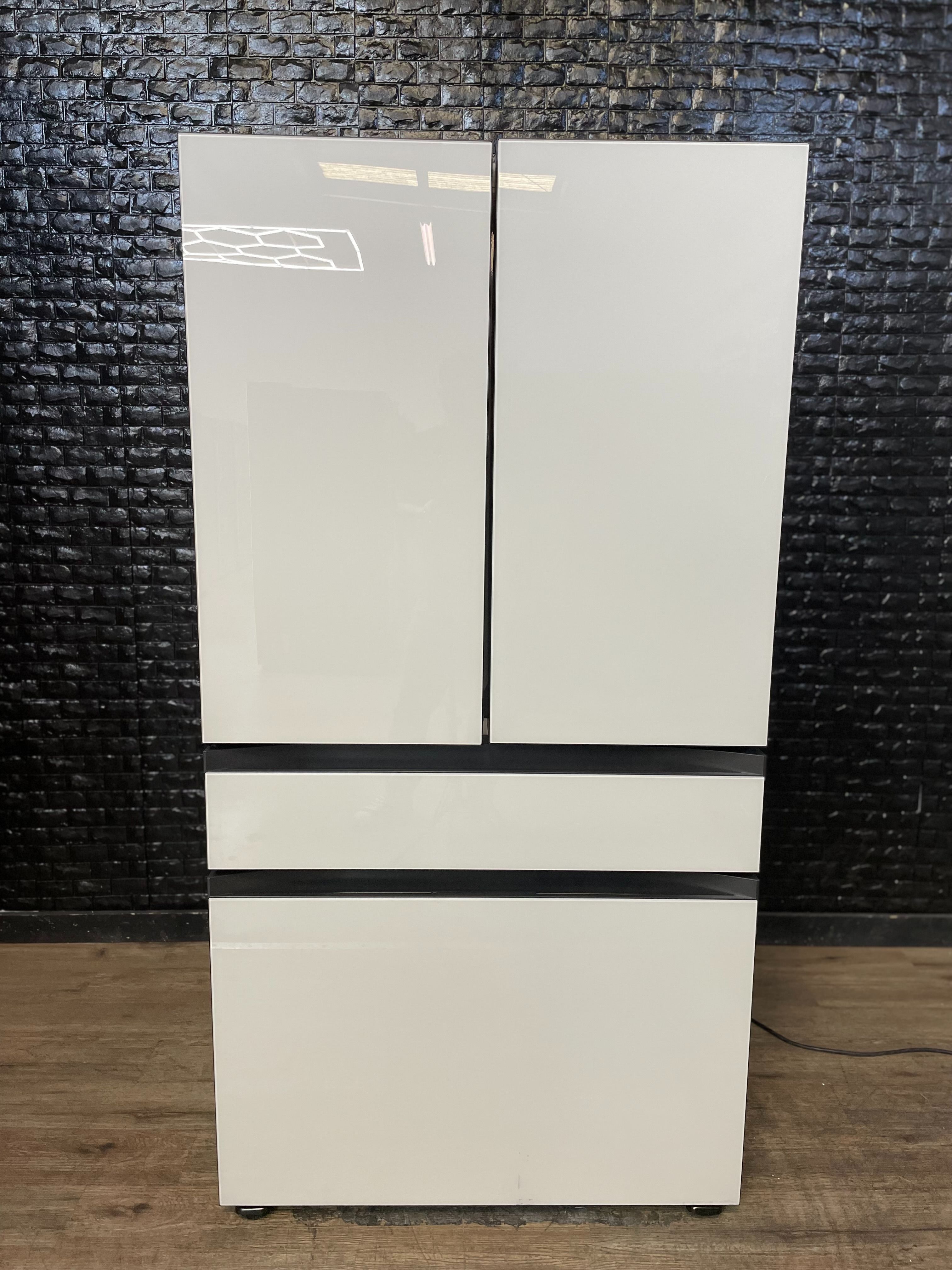 SAMSUNG BESPOKE REFRIGERATOR w/WARRANTY! R2699A