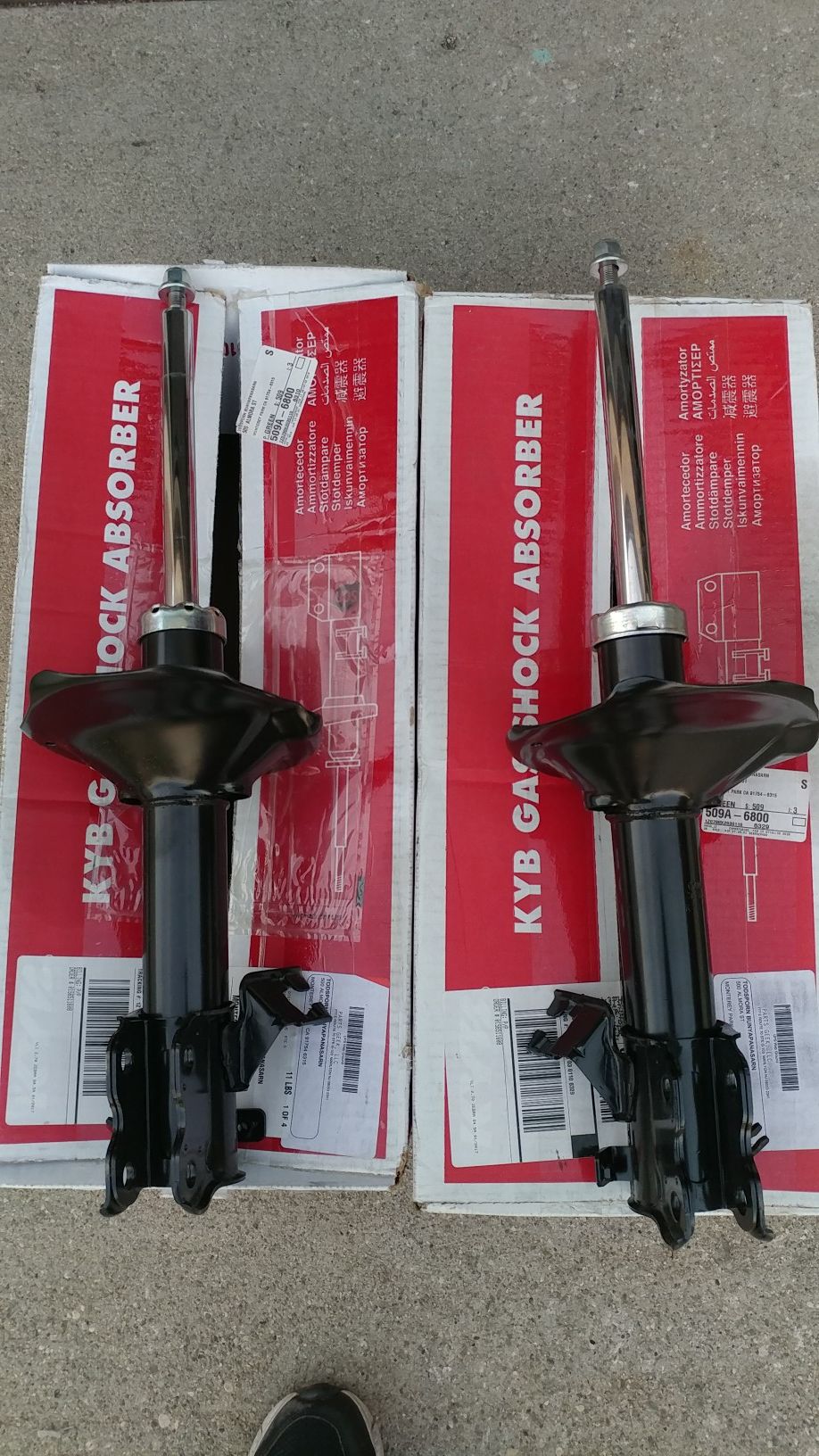 Nissan maxima KYB shocks/struts