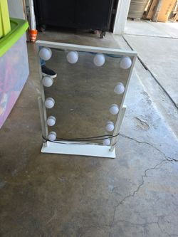 Lighted mirror 16 x 12 inch