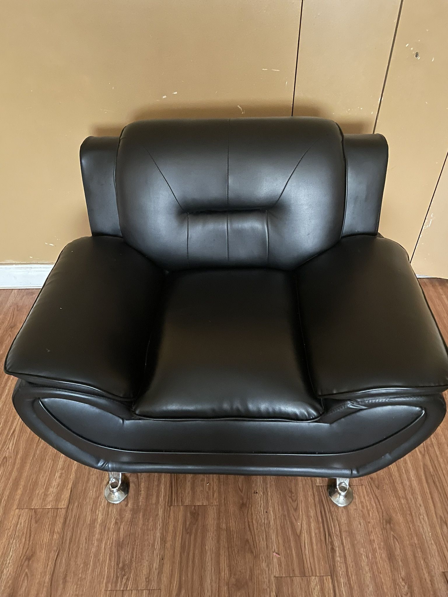 Single Couch