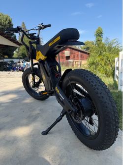 Fat tire e-bike 🆕