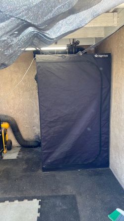 High yield Grow Tent (4x4)