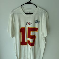 NWOT Nike Patrick Mahomes (15) Kansas City Chiefs SB LVII Name & Number T-Shirt