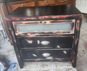 Small Black Three-Drawer Dresser Chest