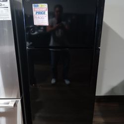 GE BLACK TOP FREEZER REFRIGERATOR 