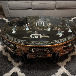 Coffee Table With Stool