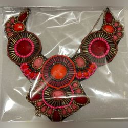 🌸 Beautiful Beaded and Felt Lobster Clasp Fashion Necklace 🌼