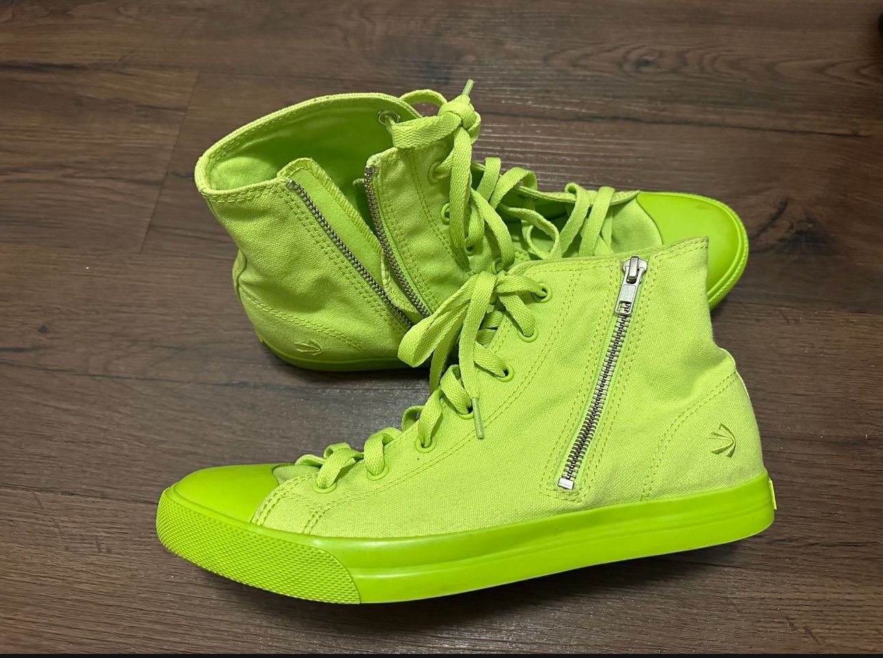 Like New Burnetie Women's Zip High Top Sneaker with OrthoLite Insole, Size 10us