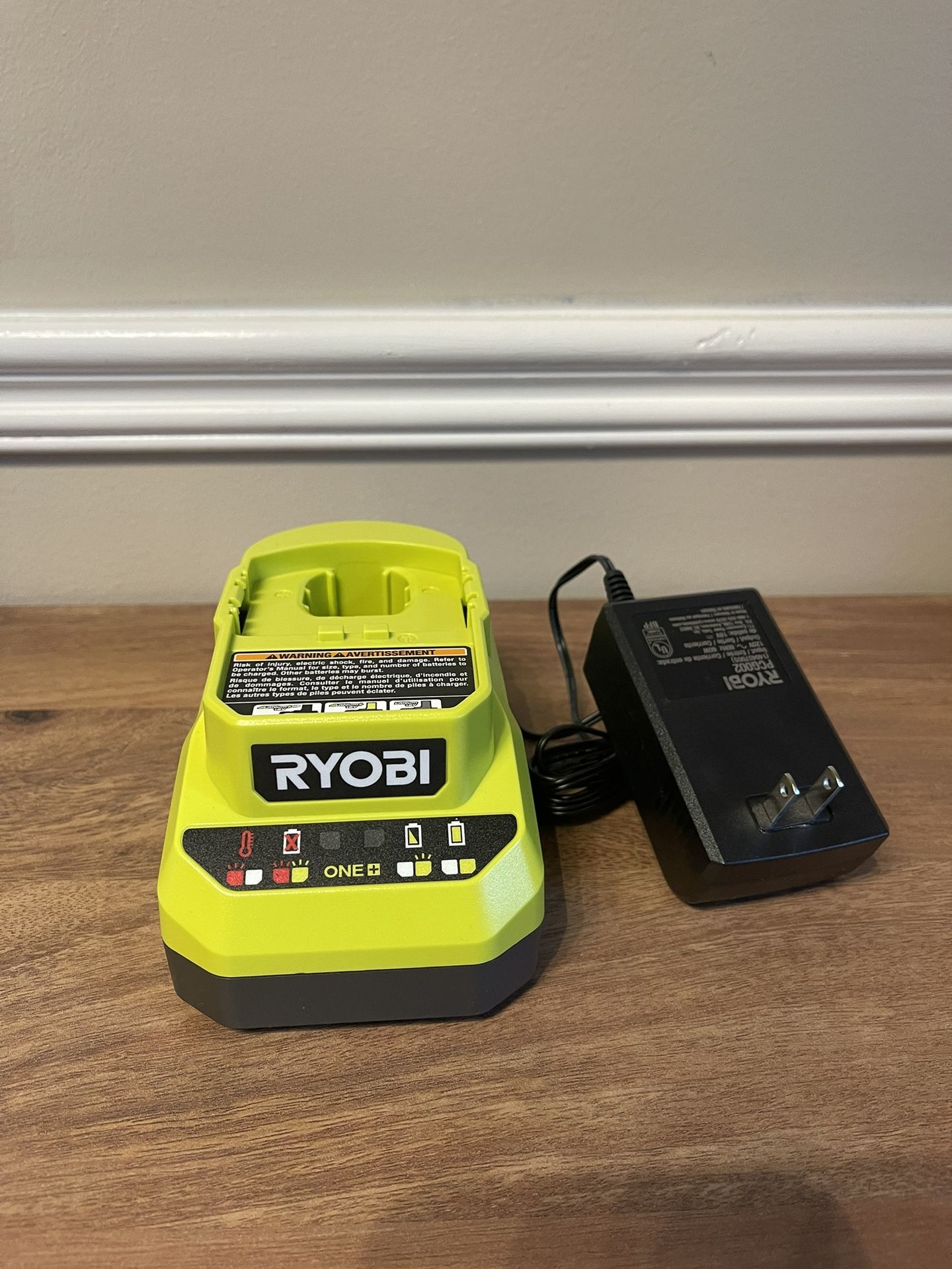 Ryobi charger ( new )
