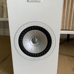 KEF Q350 Bookshelf Speakers; White Pair