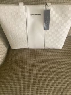 Purse Tahari  NEW