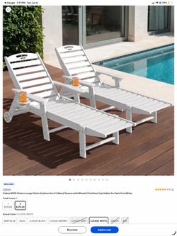 Pool chairs white
