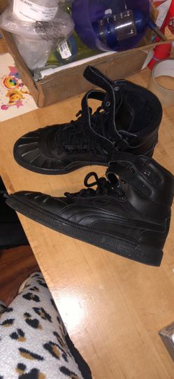 Hightop pumas