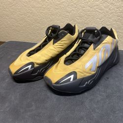 Adidas Yeezy Boost 700 Honey Flux
