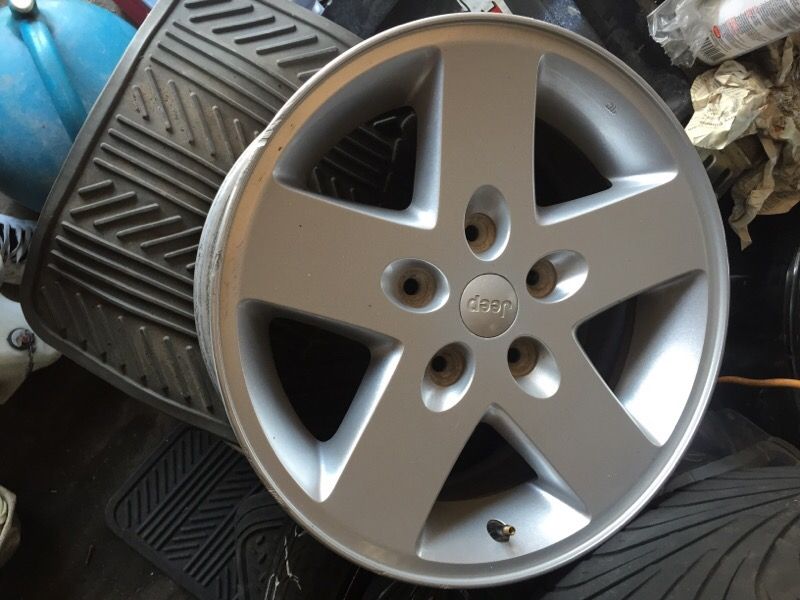 17" Jeep Factory Wheels