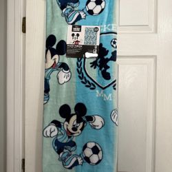 Disney Mickey Mouse Soccer Throw Blanket 50inx70in