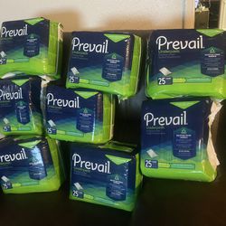 ✅🐶🐶🐾/🛌🛏️ a few boxes available-pick up in yakima.just $40 for 150 pads!!!!  xtra large puppy pads/ bed pads used for either or!!!-(they’re actual