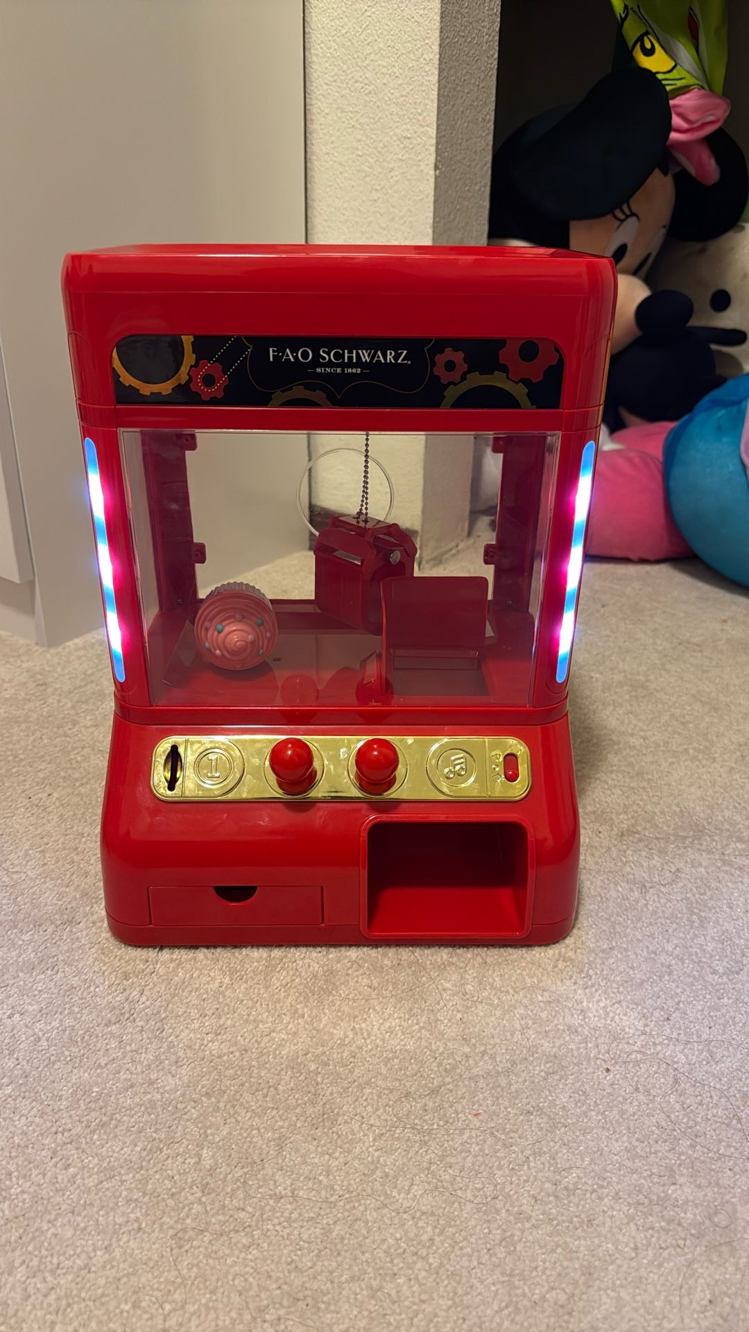 Free Claw Machine PENDING