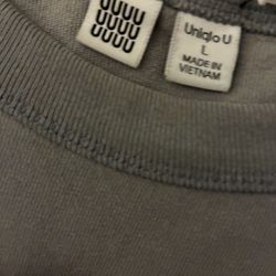 Grey Uniqlo T Shirt Size Large 