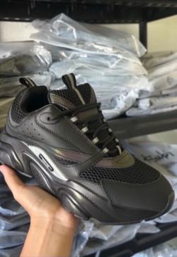 B22 reflective size 9