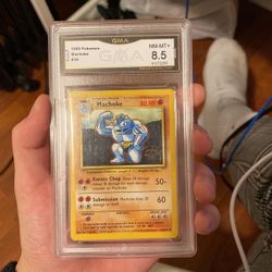 Graded 1999 Machoke Pokémon Card