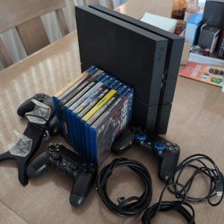 PS4 with Games, 3 Controllers and 2 Controller Charger