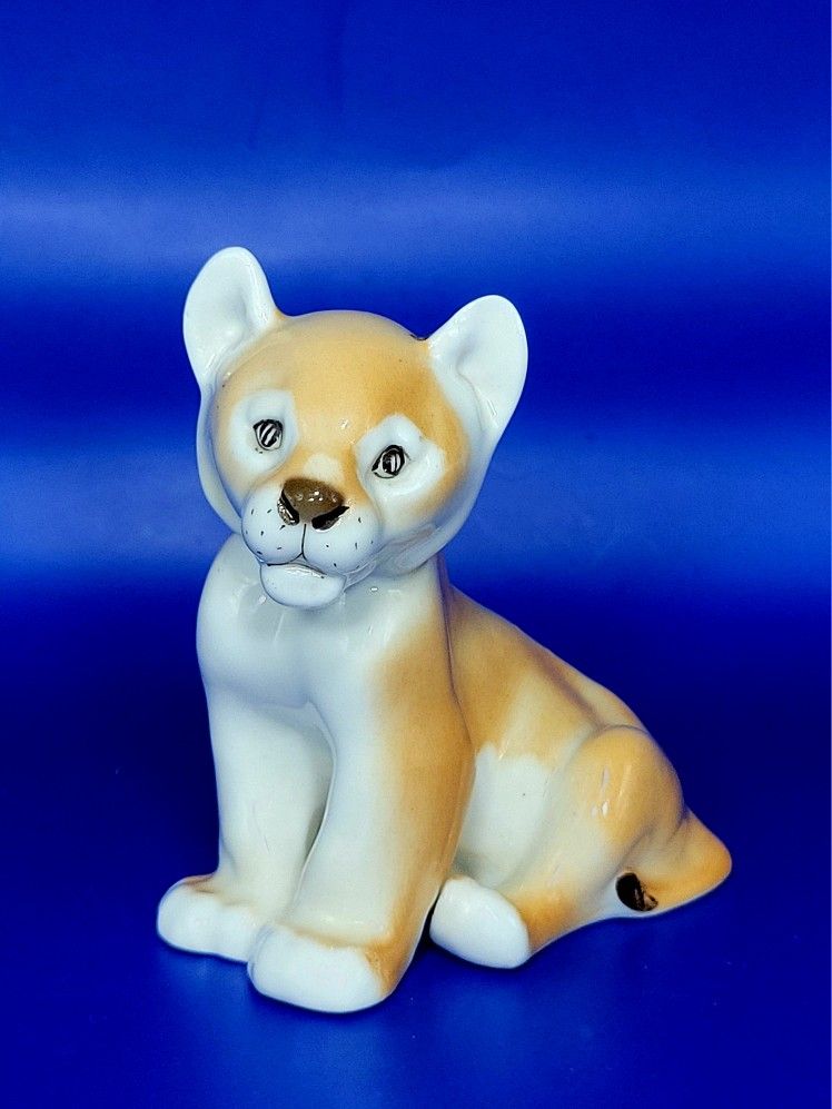 Lomonosov Porcelain Baby Lion Figurine