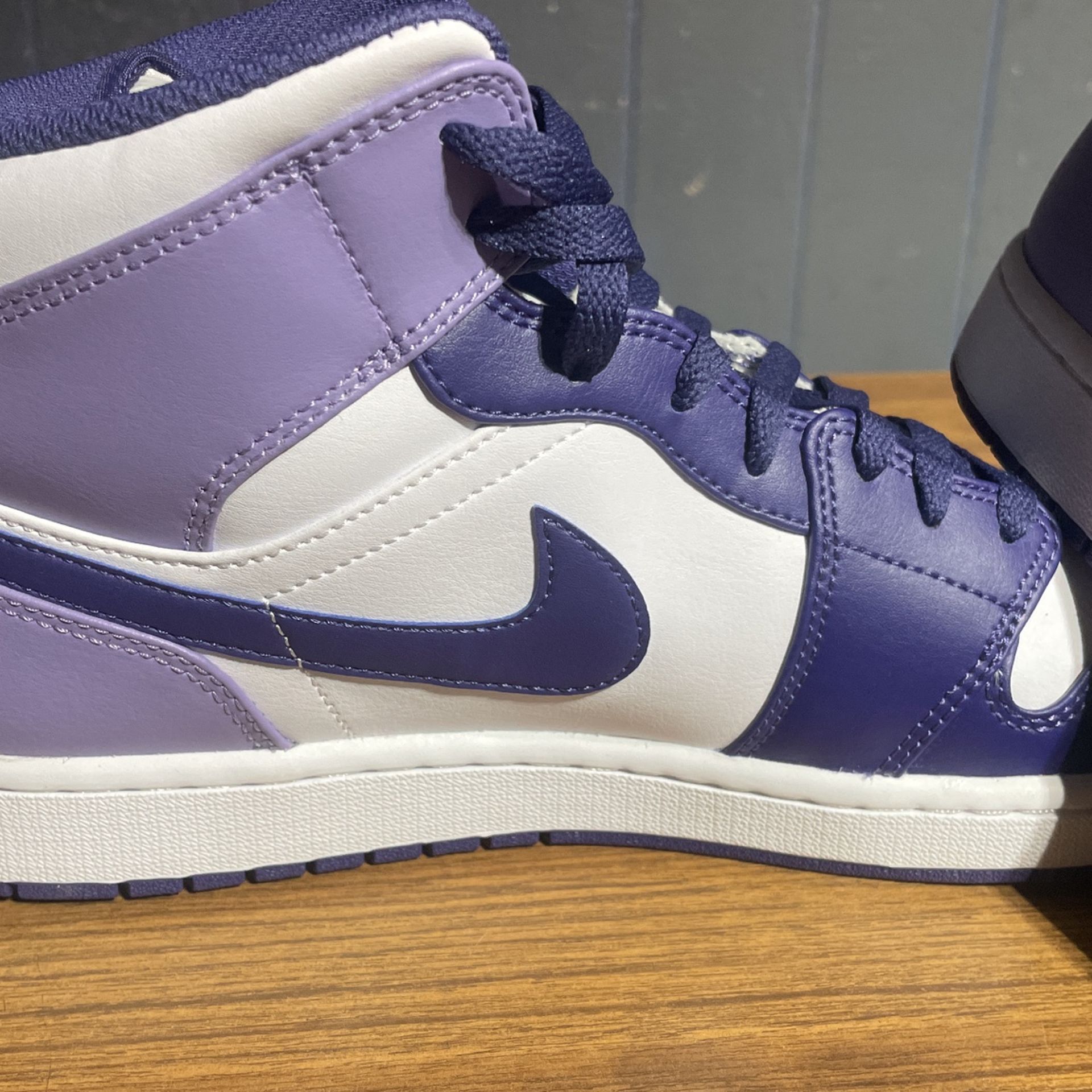 Air Jordan One Mid's Sky J Purple Men's Size 12