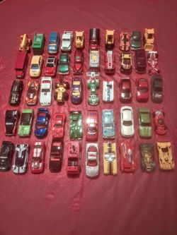 50 Hot Wheel Cars with 48 Car Carry Case (2 Bonus Cars)