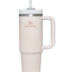 New Stanley 30 Oz Flowstate Quencher H2.0 Tumbler for Sale in Gilbert, AZ -  OfferUp