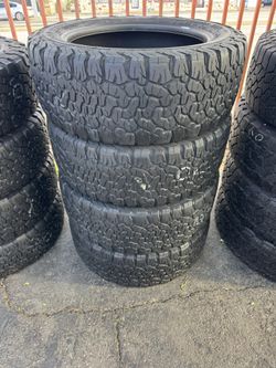 4 Tires 275-55-20 Bf Goodrich $220 All Four Mounted And Balanced 